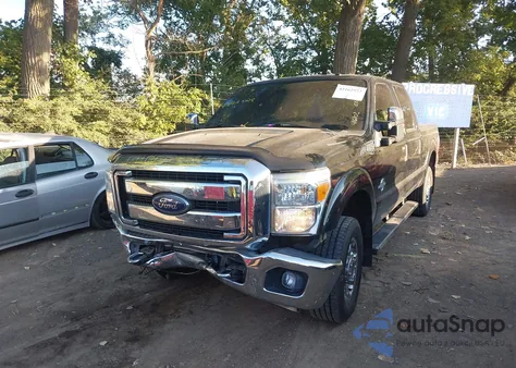 2015 Ford F250 Xlt z USA, uszkodzony, nr VIN 1FT7W2BTXFEC69585